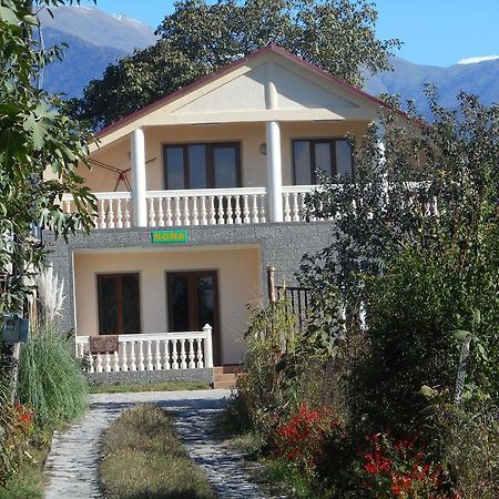 Nona Guest House Shilda エクステリア 写真