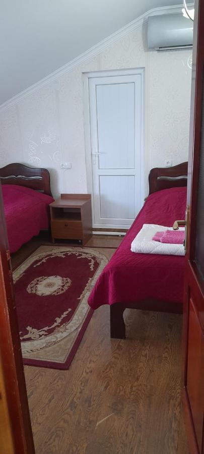 Nona Guest House Shilda エクステリア 写真