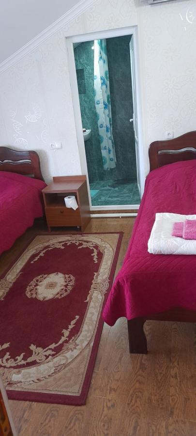 Nona Guest House Shilda エクステリア 写真