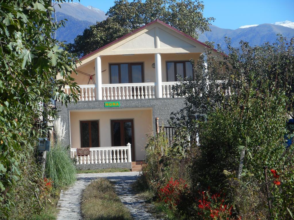 Nona Guest House Shilda エクステリア 写真