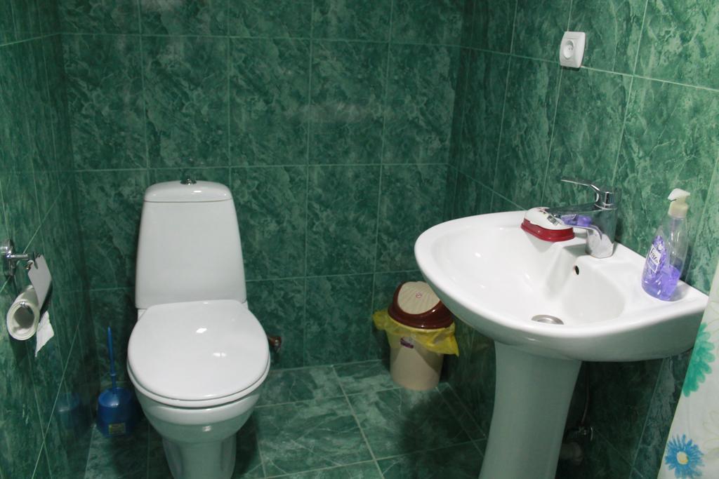 Nona Guest House Shilda エクステリア 写真